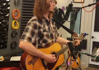 core-zero-recording-studio-mason-recording-acoustic-guitar-vocals